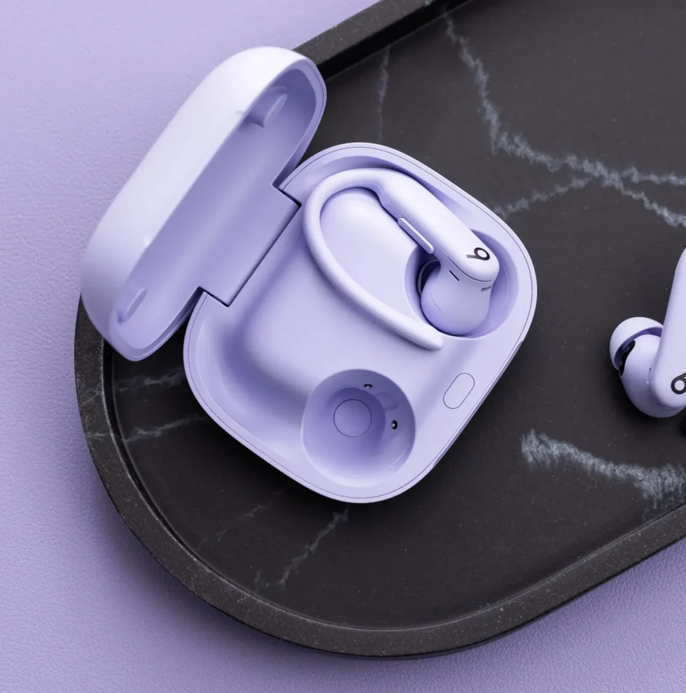 Powerbeats Pro 2 با پایش ضربان قلب