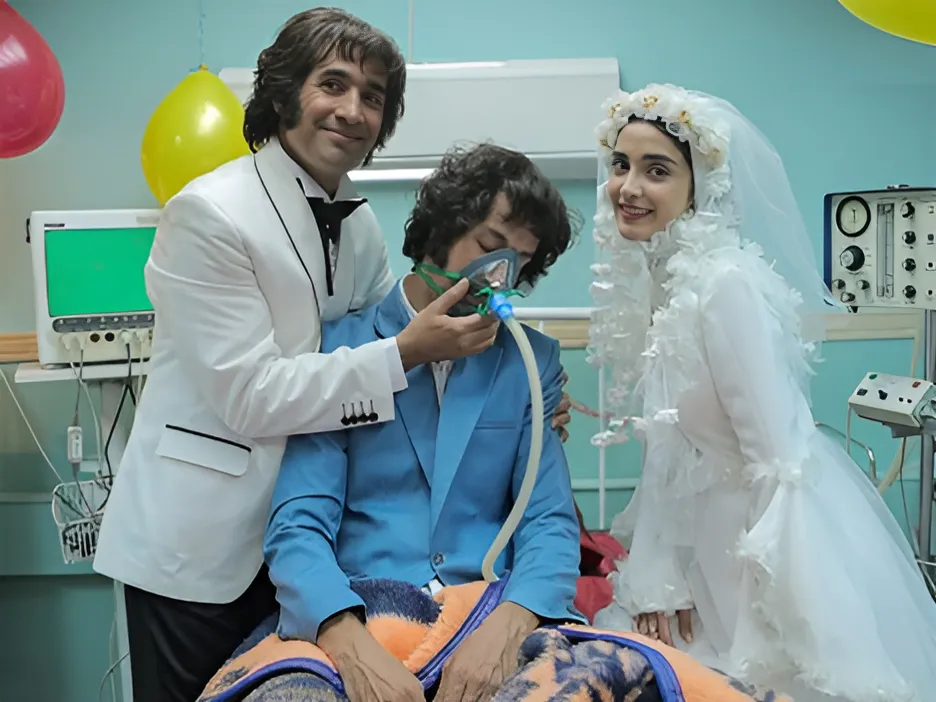 بررسی و نقد فیلم فسیل داستان و شخصیت‌ها