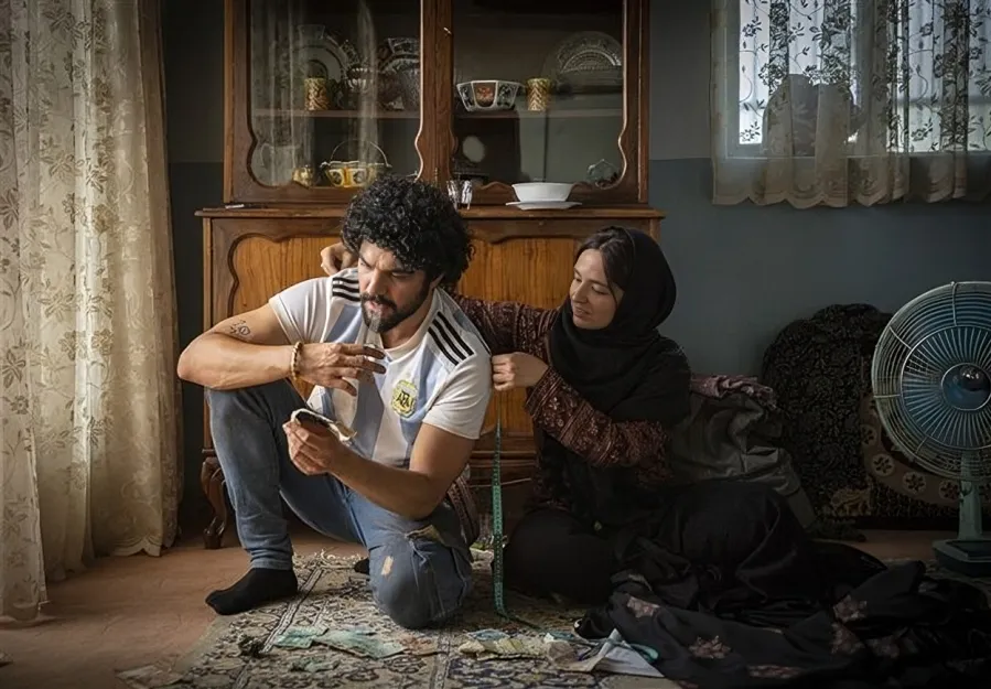 15 تا از بهترین فیلم سینمایی طنز ایرانی جدید