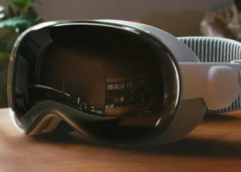 اپل نسل دوم هدست ویژن پرو را با تراشه M4 ارائه می‌کند