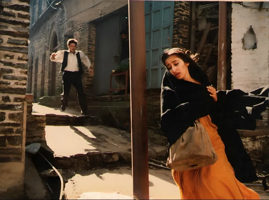 15 فیلم سینمایی هندی عاشقانه جنگی تکرارنشدنی؛ از Raazi تا Sangam
