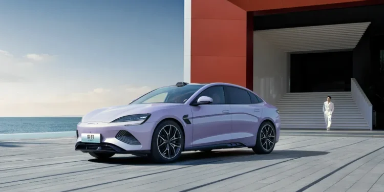BYD Seal 2025؛ سدان برقی با روح دریا