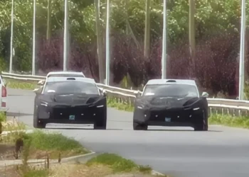 شیائومی SU7 L؛ فست‌بک 5.2m برای عقب‌نشینان