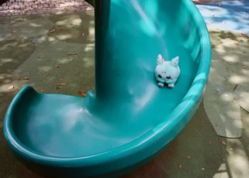 عروسک‌های هوش مصنوعی؛ ناجی یا تهدید کودکان؟