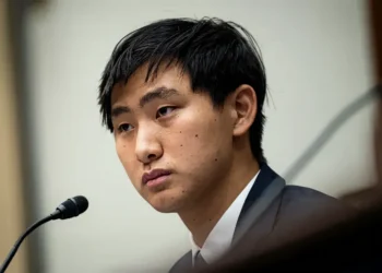 چرا سرمایه‌گذاری 14.3B دلاری متا روی Scale به مشکل خورد؟