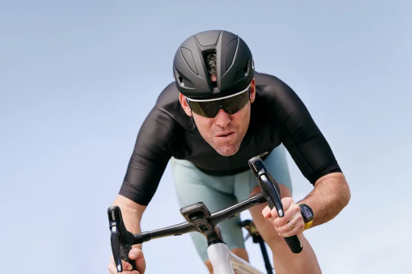 Oakley Meta Vanguard؛ عینک ورزشی با دوربین 3K