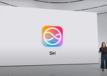 آینده Siri اپل با چت‌بات داخلی Veritas آزمایش می‌کند