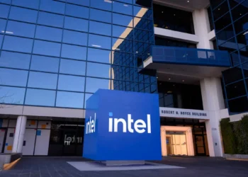 تحول بزرگ اینتل؛ راز تغییرات مدیریتی تازه
