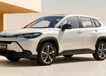 تویوتا فرانتلندر مدل 2025؛ چهره‌ای برقی، قلبی بنزینی