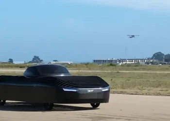 خودروی پرنده Alef وارد آزمایش شد + ویدیو