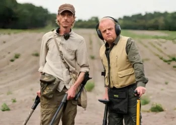 پیشنهاد سریال آشکارسازها (Detectorists 2014)
