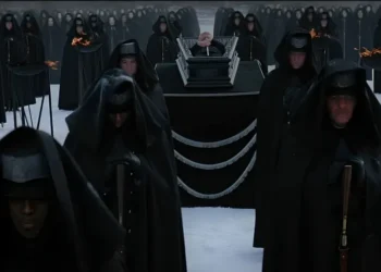 پیشنهاد فیلم هملت (Hamlet)؛ شاهکاری از کنت برانا