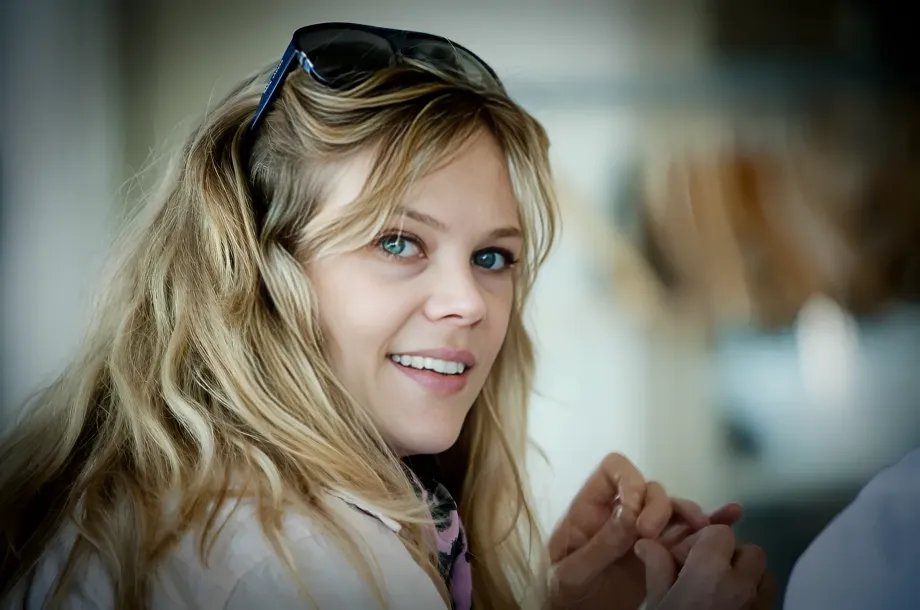 معرفی فیلم The Ugly Stepsister 2025؛ فیلم خواهر ناتنی زشت