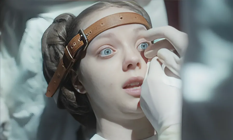 معرفی فیلم The Ugly Stepsister 2025؛ فیلم خواهر ناتنی زشت