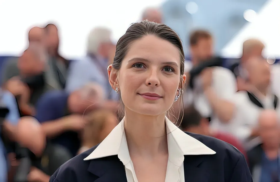 معرفی و داستان فیلم Love at Second Sight؛ عشق در نگاه دوم