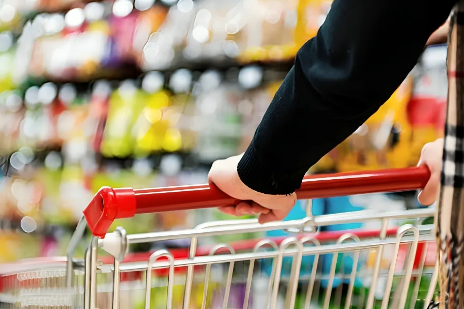 تورم آذرماه 1404 چگونه سفره مردم را کوچک‌تر کرد؟