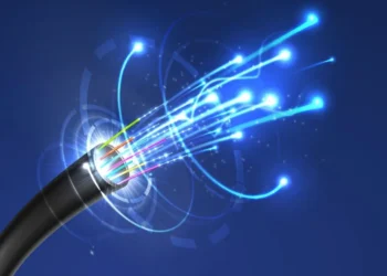 فیبر نوری جایگزین سیم‌کشی تلفن سنتی در ساختمان‌های نوساز