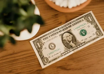 محاسبه‌ای ساده که فشار پنهان دلار 130هزاری را عریان می‌کند