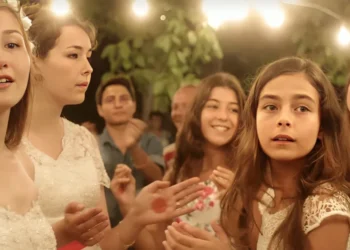 معرفی فیلم Mustang شاهکار جسورانه 2015 با نگاهی عمیق و متفاوت