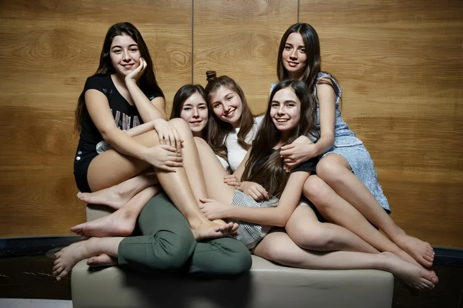 معرفی فیلم Mustang شاهکار جسورانه 2015 با نگاهی عمیق و متفاوت