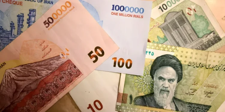 میلیاردها دلار نفت ایران گم شد؛ پشت پرده فساد صرافی‌ها