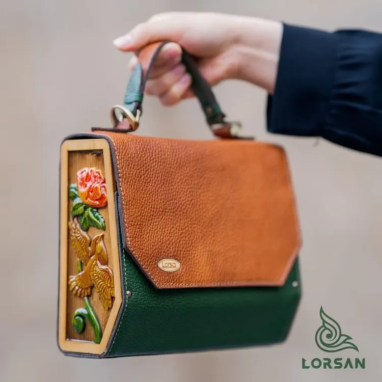 هدیه برای خانم ها